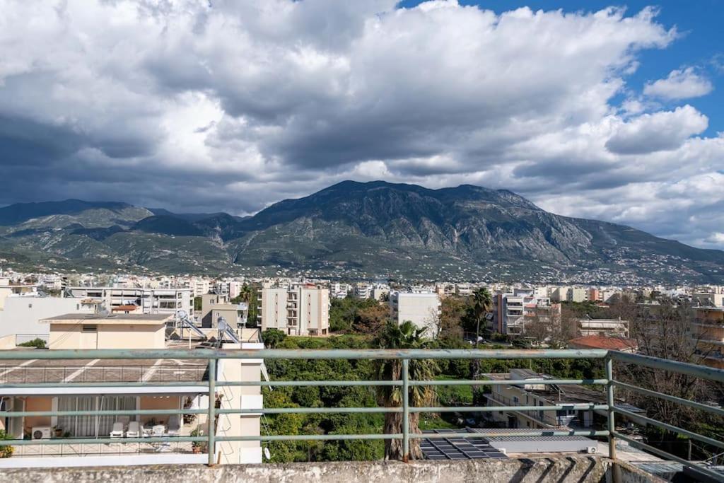 Skyhigh Haven Apartment Kalamata Exterior foto